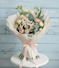 Букет цветов из:  Розы и Лизиантусы в Марьянской