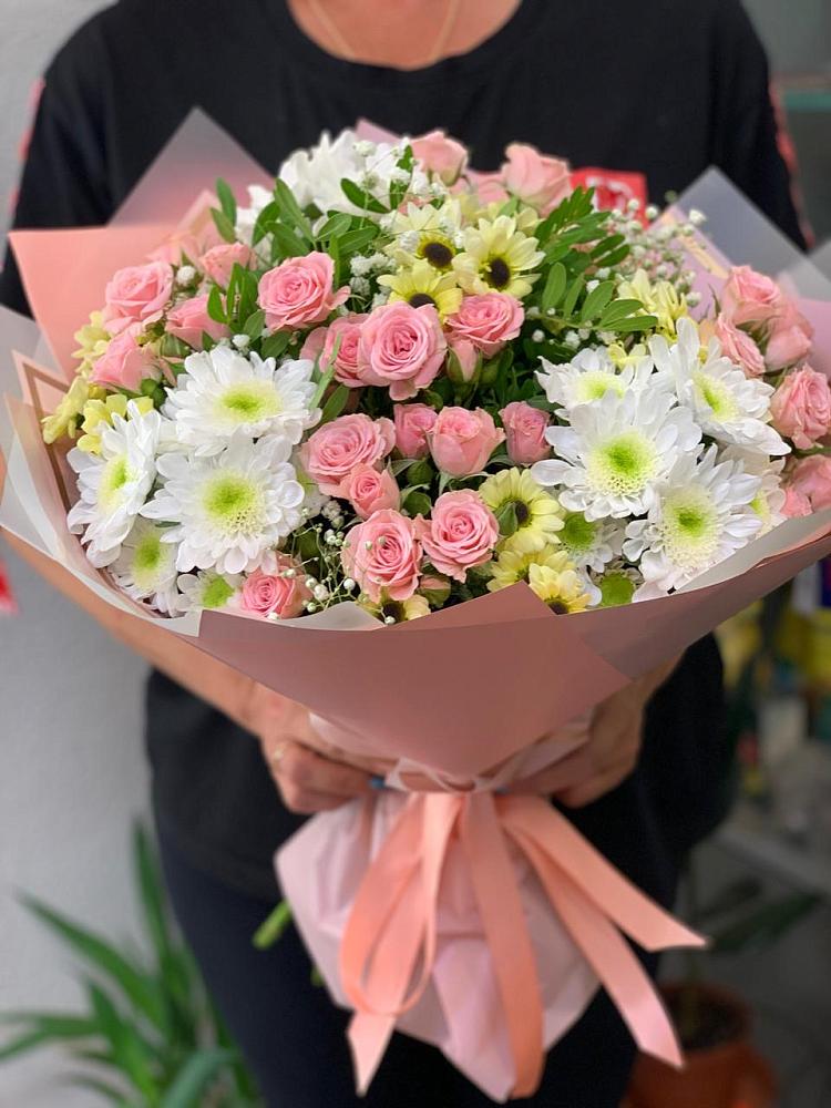 Букет цветов из: Розы и Хризантемы в Марьянской