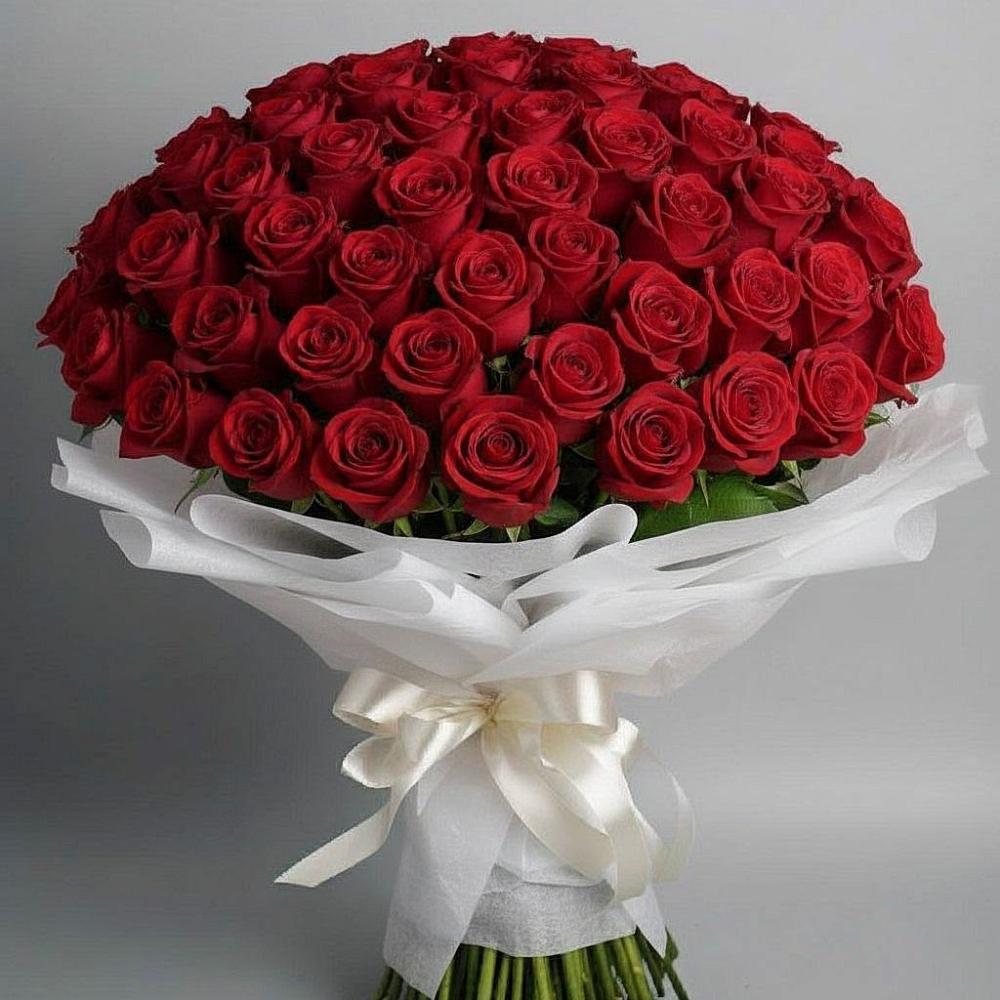 Букет 101 Красная роза Блэк Мэджик в Марьянской