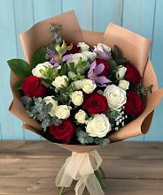 Букет цветов из:  Розы и Альстромерии #REPLACE_PRED# Марьянской