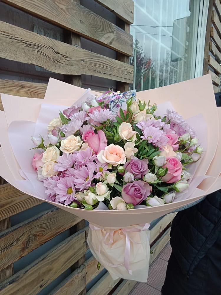 Букет цветов из: Розы и Хризантемы в Марьянской