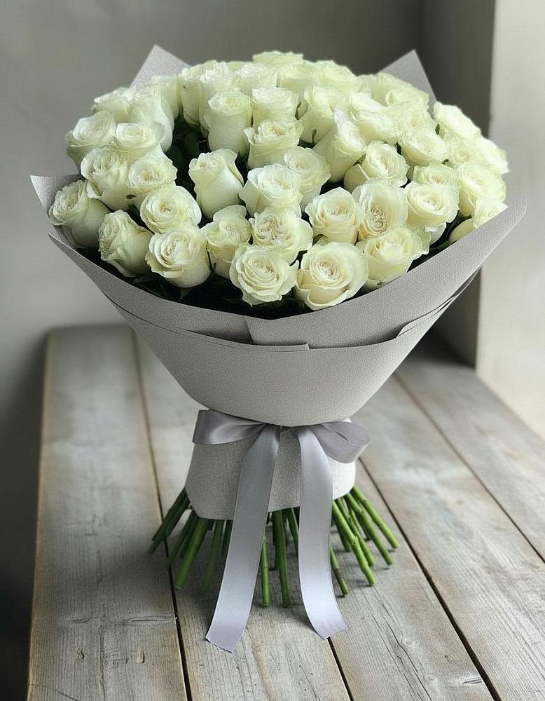 Букет 35 Белых роз в Марьянской