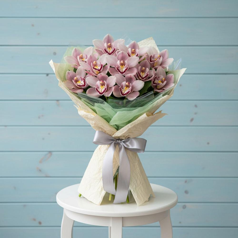 Букет цветов из: Орхидеи и Розы в Марьянской