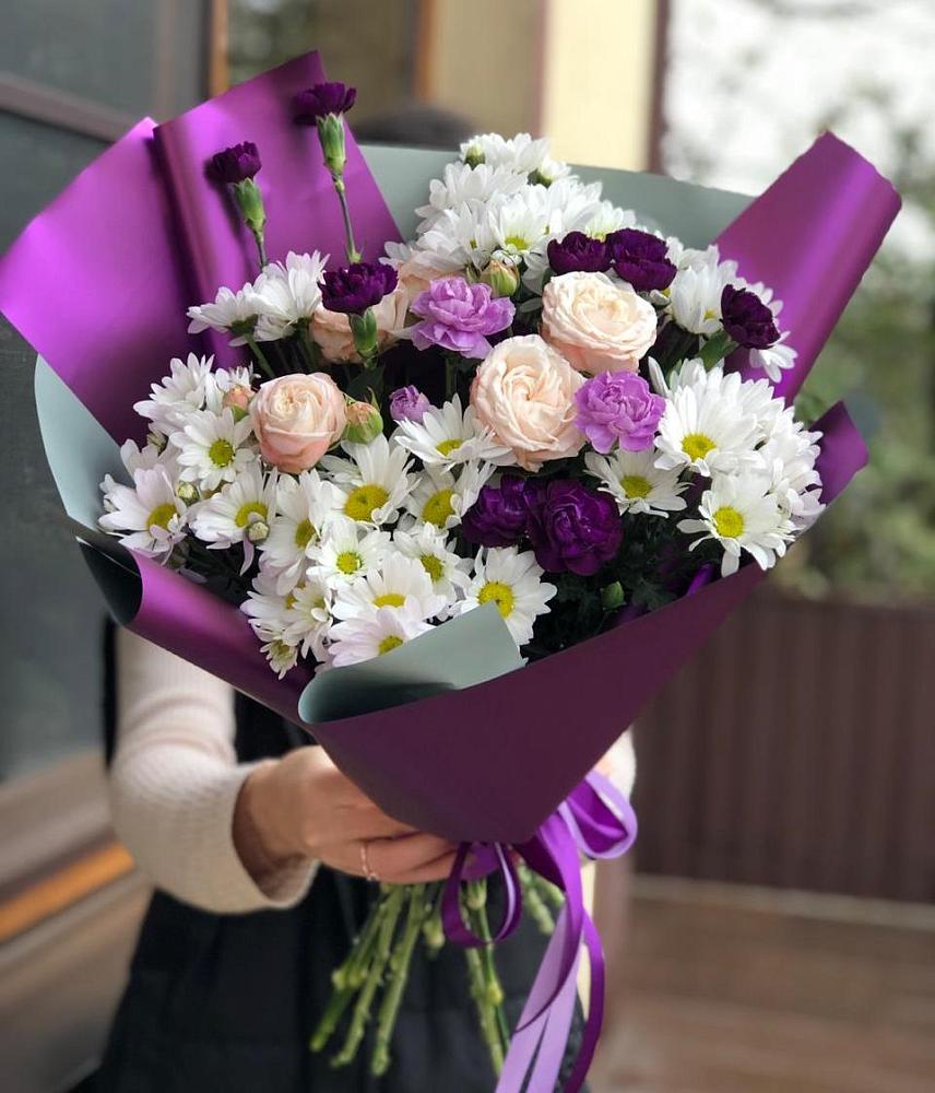 Букет цветов из: Хризантемы, Гвоздики и Розы в Марьянской