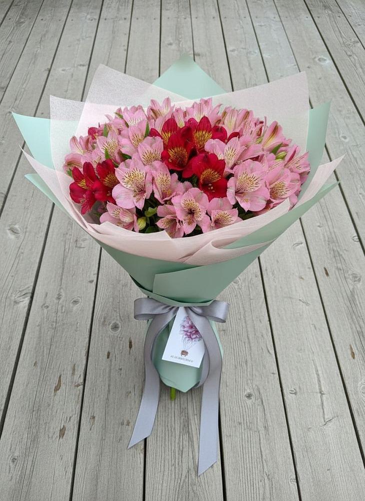 Букет цветов из: Альстромерии в Марьянской
