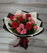 Букет цветов из:  Розы в Марьянской