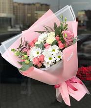 Букет цветов из:  Розы, Лизиантусы и Хризантемы в Марьянской