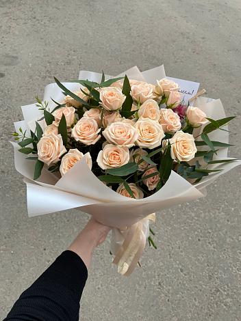 Букет Кремовые розы Латте в Марьянской
