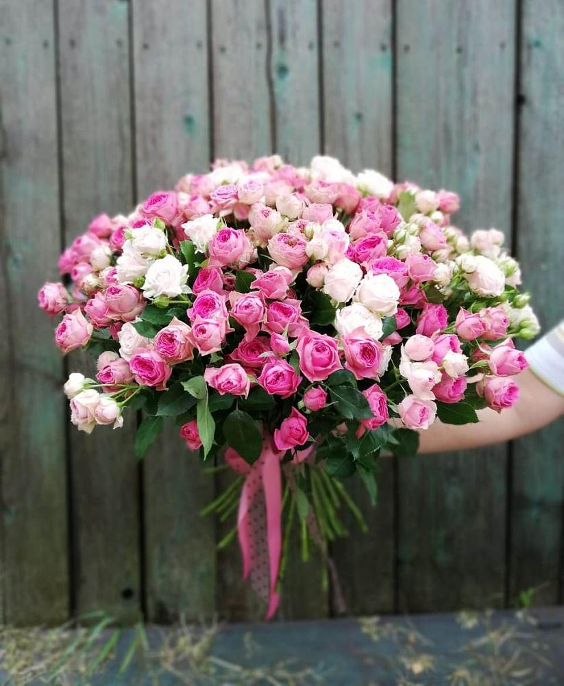Букет Розовые кустовые розы Натали и Лав Лидия в Марьянской