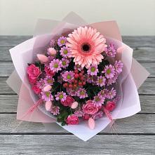 Букет цветов из:  Розы, Герберы и Хризантемы в Марьянской