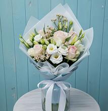 Букет цветов из:  Розы и Лизиантусы в Марьянской