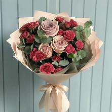 Букет цветов из:  Гвоздики и Розы #REPLACE_PRED# Марьянской