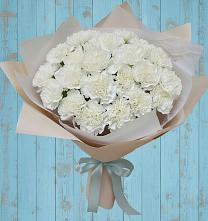Букет цветов из:  Гвоздики в Марьянской
