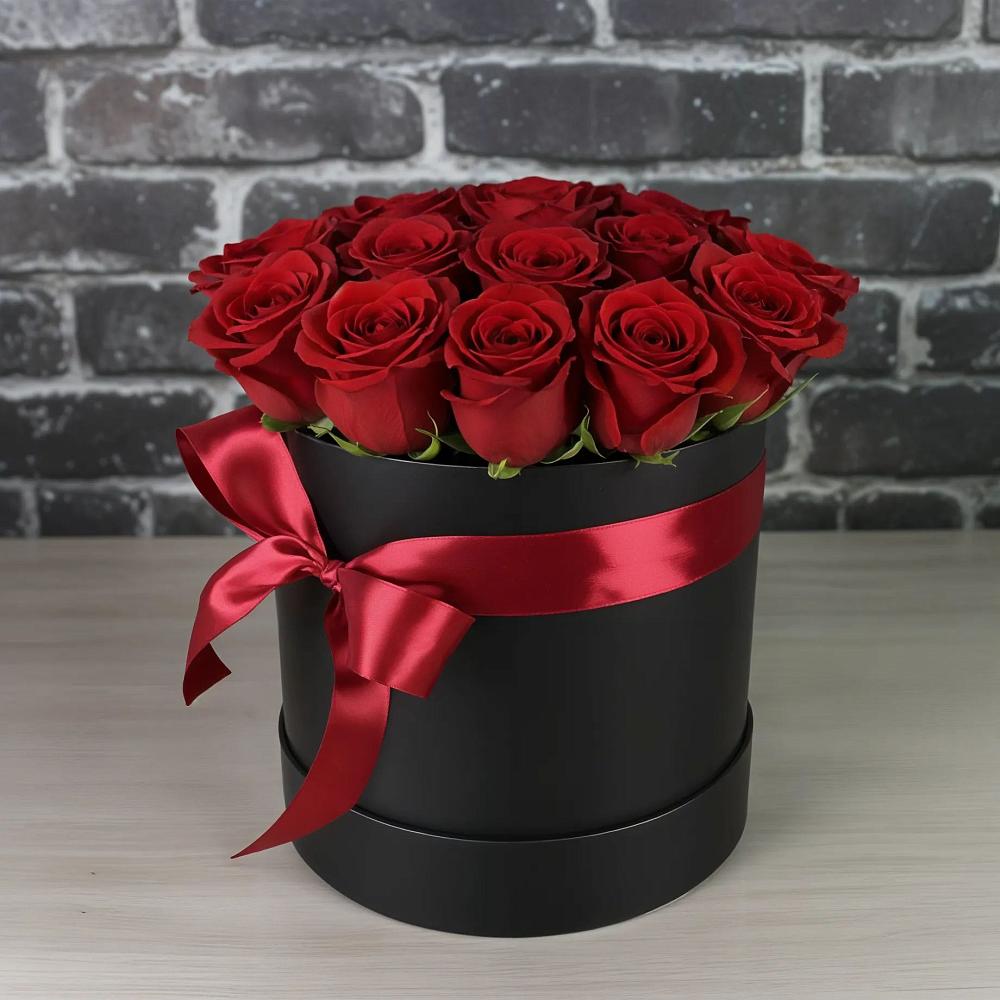 Цветочная композиция из Розы в шляпной коробке в Марьянской